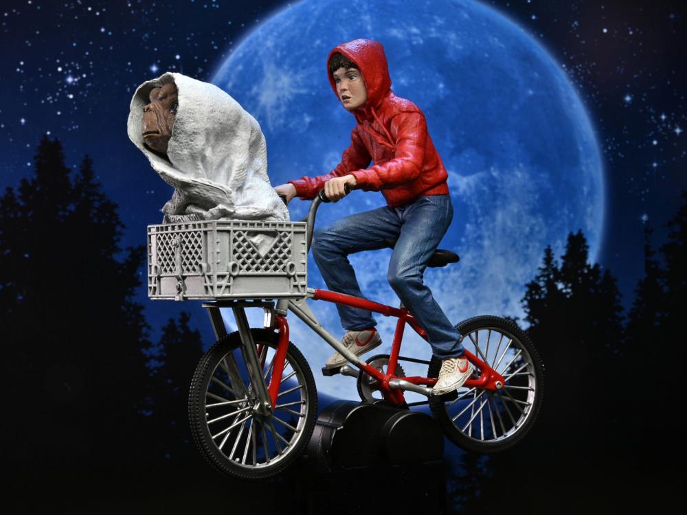 E.T. 40th Anniversary Elliot & E.T. on Bicycle 7