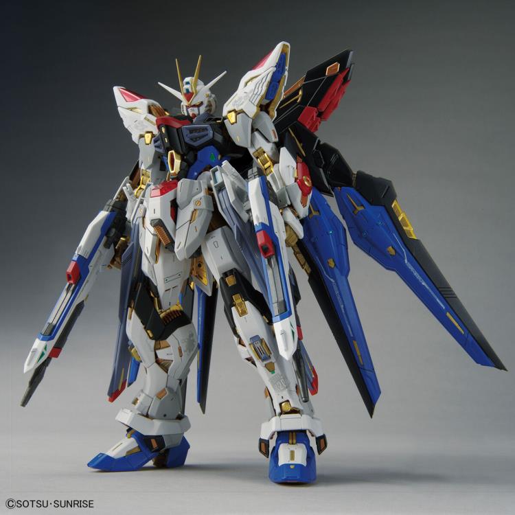 Mobile Suit Gundam SEED Destiny MGEX Strike Freedom Gundam 1/100