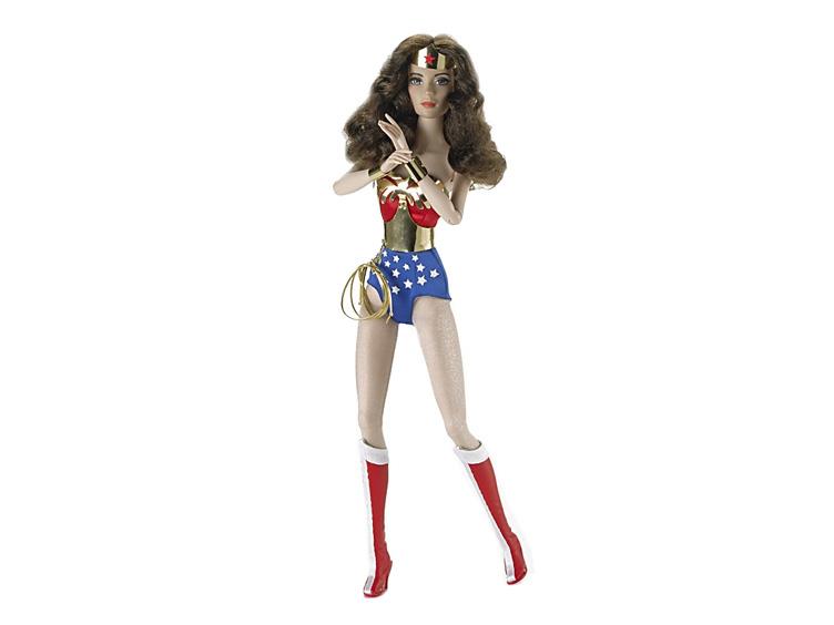 DC Comics 16" Doll - Wonder Woman Gallery Image 1