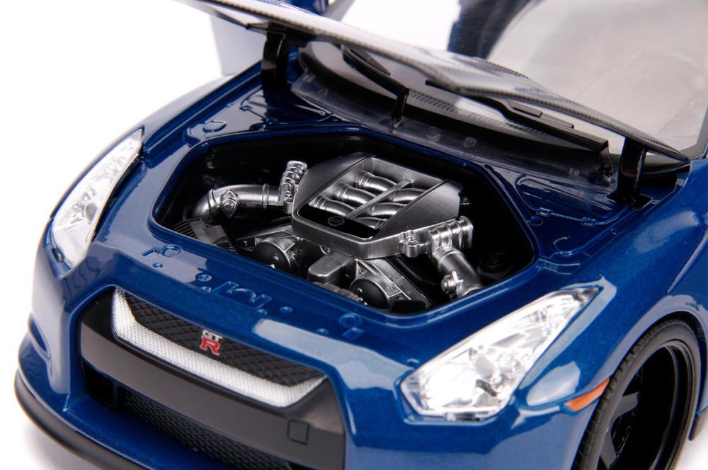 Fast & Furious Hollywood Rides Die-Cast Brian & 1/18 Scale Nissan GT-R R35 Gallery Image 8