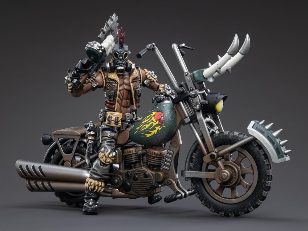 Battle for the Stars: The Cult of San Reja Logan 1/18 Scale Figure Gallery Image 10