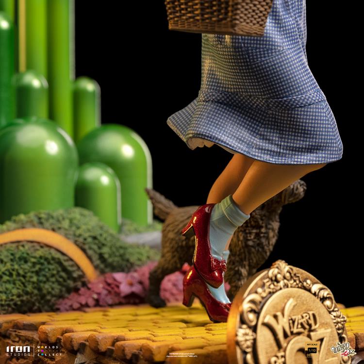 The Wizard of Oz Dorothy 1/10 Deluxe Art Scale Limited Edition Statue Gallery Image 14