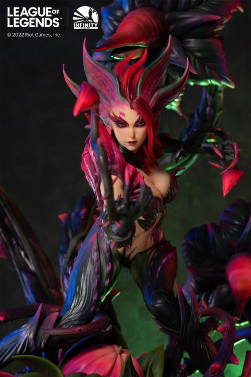 League of Legends Rise of the Thorns Zyra 1/4 Scale Limited Edition Statue Gallery Image 12