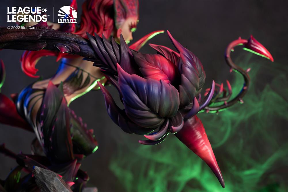 League of Legends Rise of the Thorns Zyra 1/4 Scale Limited Edition Statue Gallery Image 24