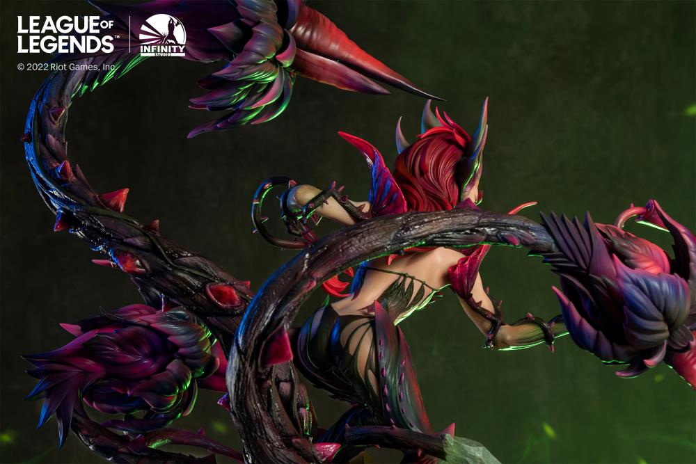 League of Legends Rise of the Thorns Zyra 1/4 Scale Limited Edition Statue Gallery Image 25