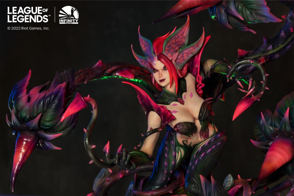 League of Legends Rise of the Thorns Zyra 1/4 Scale Limited Edition Statue Gallery Image 19