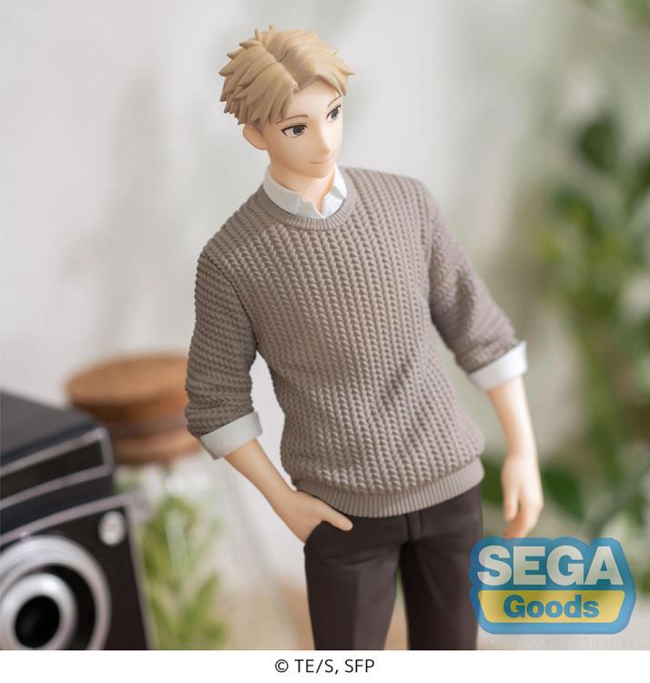 Spy x Family Loid Forger (Plain Clothes) Premium Figure Gallery Image 8