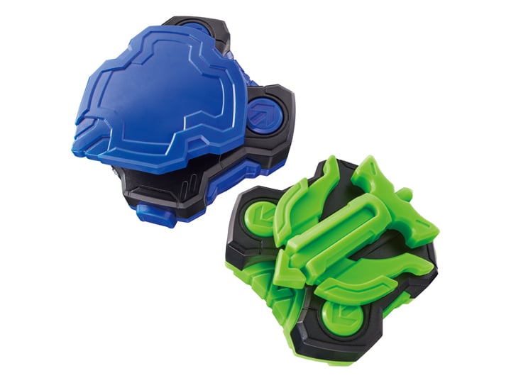 Kamen Rider Geats DX Shield and Arrow Raise Buckle Accessory Set Gallery Image 1