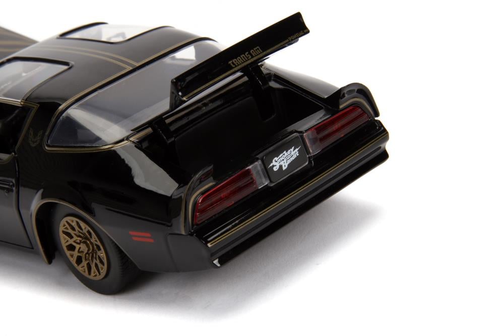 Smokey and the Bandit Hollywood Rides 1977 Pontiac Firebird 1/24 Scale Die-Cast Vehicle & Replica Buckle Gallery Image 11