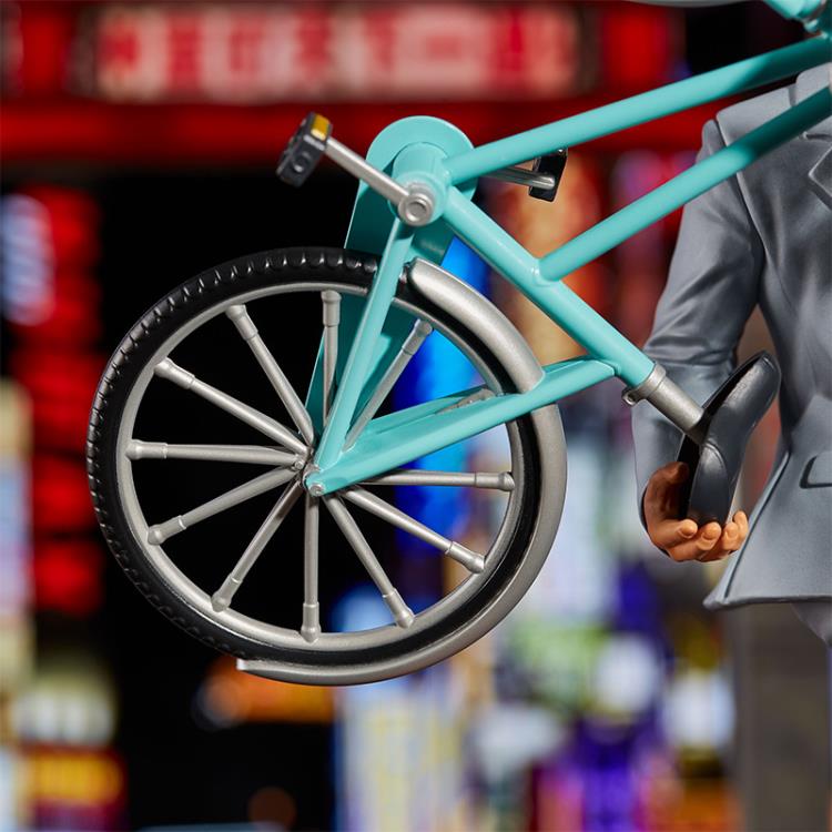 Yakuza Kazuma Kiryu Statue Gallery Image 10