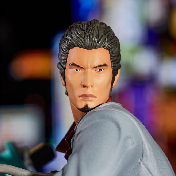 Yakuza Kazuma Kiryu Statue Gallery Image 7