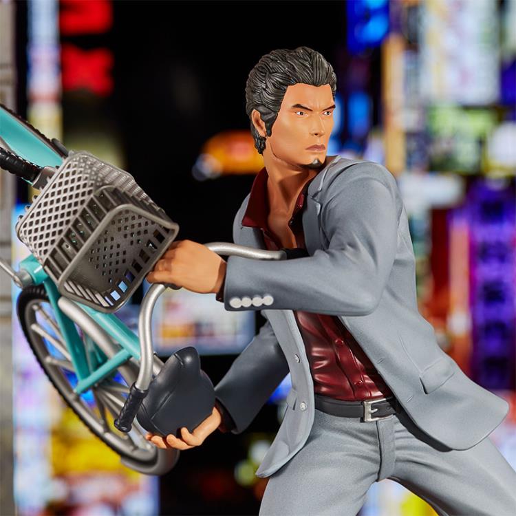 Yakuza Kazuma Kiryu Statue Gallery Image 8