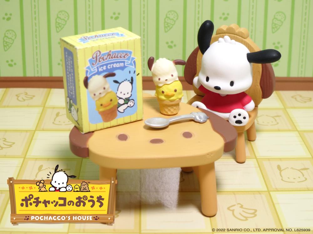 Sanrio Pochacco House Boxed Set of 8 Accessories