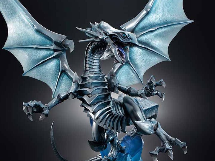 Yu-Gi-Oh! Duel Monsters Art Works Monsters Blue-Eyes White Dragon (Holographic Edition) Gallery Image 1