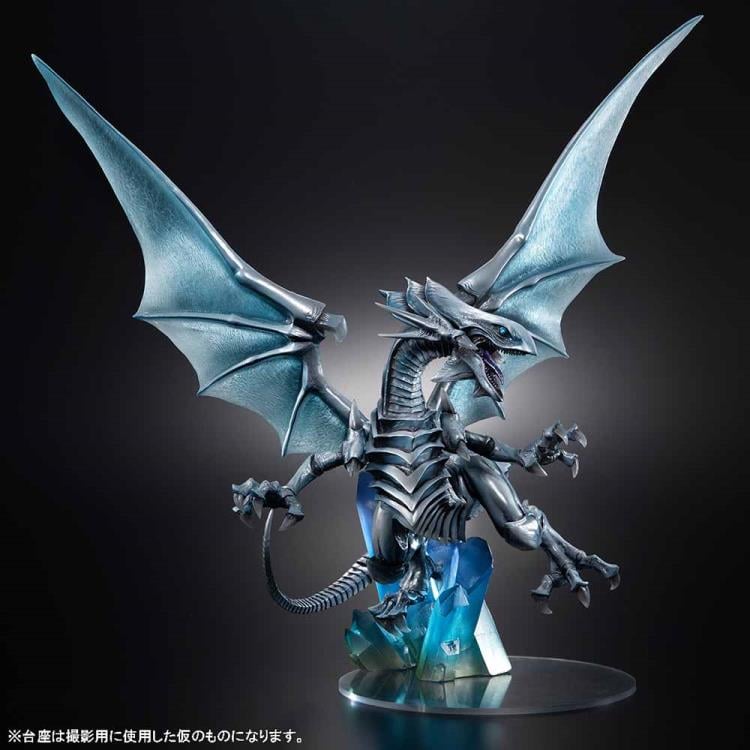 Yu-Gi-Oh! Duel Monsters Art Works Monsters Blue-Eyes White Dragon (Holographic Edition) Gallery Image 6