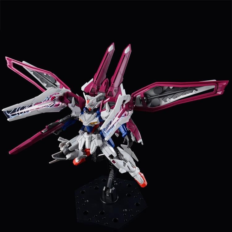 New Mobile Report Gundam Wing Dual Story: G-UNIT HGAC Gundam L.O. Booster Exclusive 1/144 Scale Model Kit Gallery Image 9