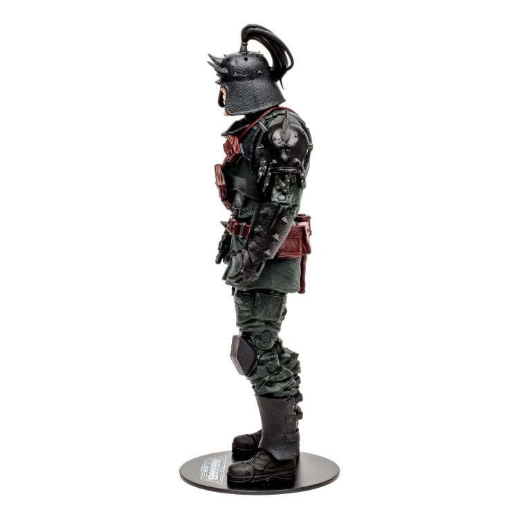 Warhammer 40,000 Darktide Traitor Guard Action Figure Gallery Image 6