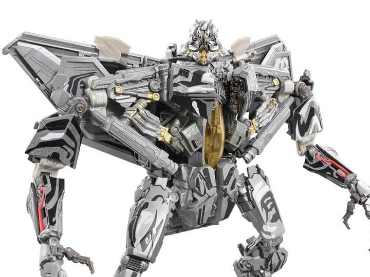 Transformers Masterpiece Movie Series MPM-10R Starscream (Revenge of the Fallen Ver.) Gallery Image 1