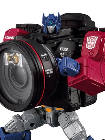 Transformers Collaborative Canon x Transformers Optimus Prime R5