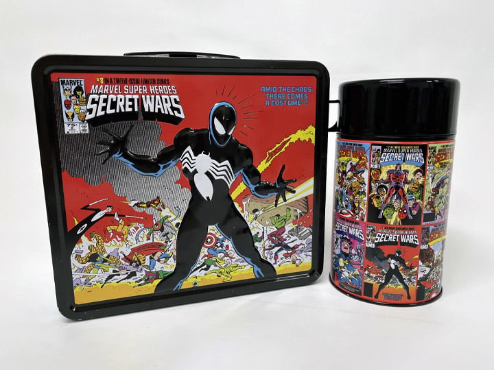 Marvel Secret Wars Lunch Box and Thermos PX Previews Exclusive Gallery Image 1