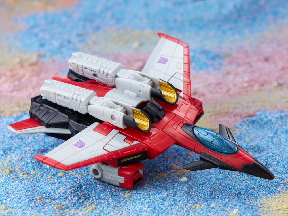 Transformers: Legacy Voyager Armada Universe Starscream Gallery Image 8
