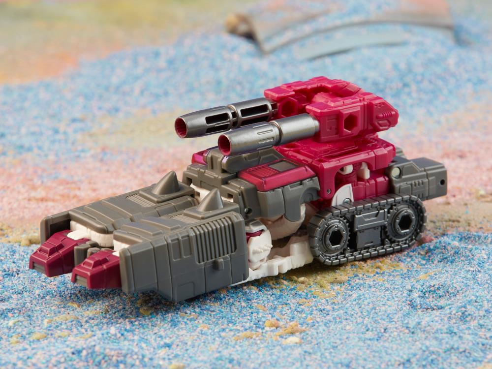 Transformers: Legacy Deluxe Skullgrin Gallery Image 7
