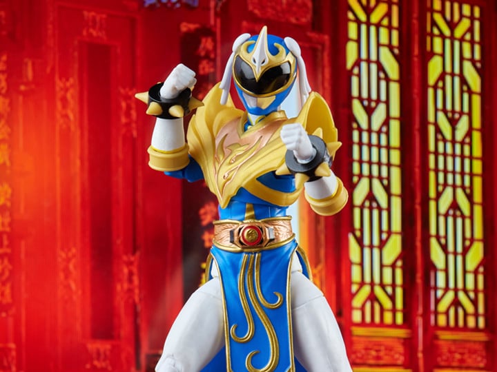 Power Rangers x Street Fighter Lightning Collection Blazing Phoenix Chun-Li Gallery Image 1