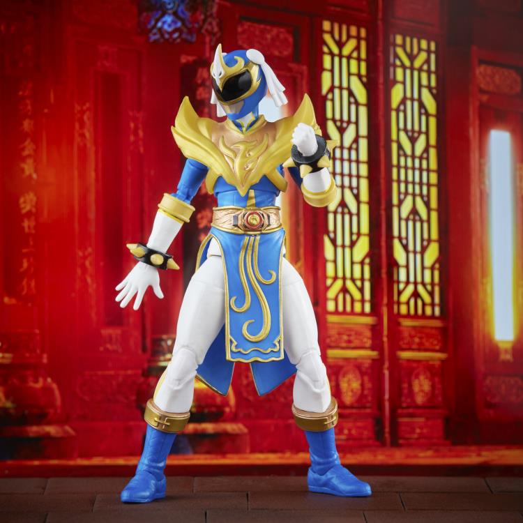 Power Rangers x Street Fighter Lightning Collection Blazing Phoenix Chun-Li Gallery Image 4
