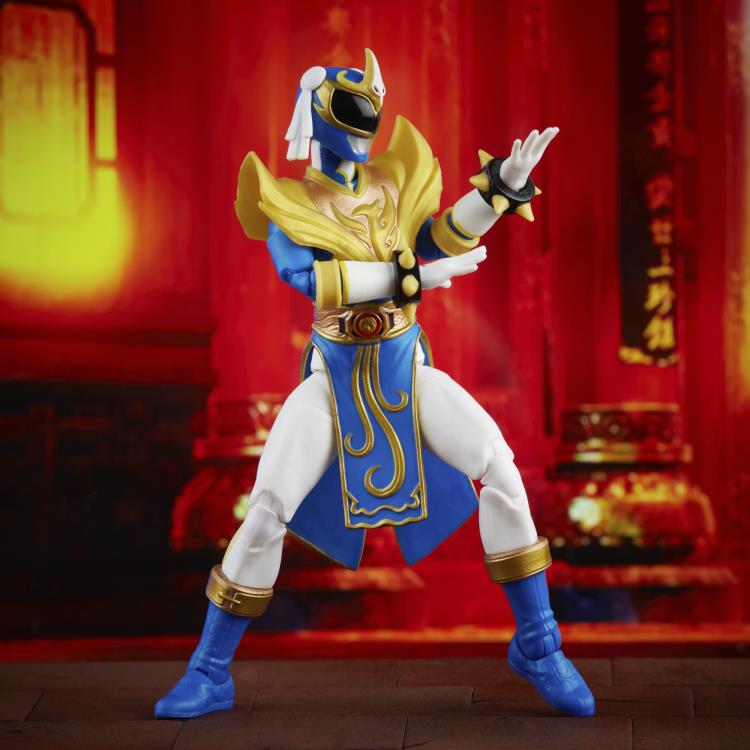 Power Rangers x Street Fighter Lightning Collection Blazing Phoenix Chun-Li Gallery Image 7