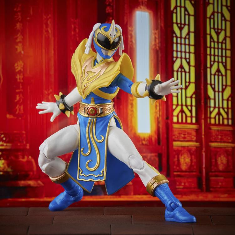 Power Rangers x Street Fighter Lightning Collection Blazing Phoenix Chun-Li Gallery Image 5