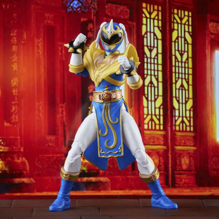 Power Rangers x Street Fighter Lightning Collection Blazing Phoenix Chun-Li Gallery Image 3