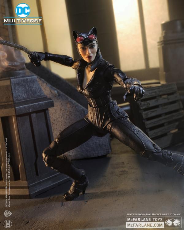 Arkham City DC Multiverse Catwoman Action Figure (Collect to Build: Solomon Grundy) Gallery Image 3