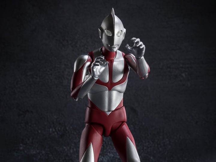 Shin Ultraman S.H.Figuarts Imit-Ultraman Exclusive Action Figure Gallery Image 1