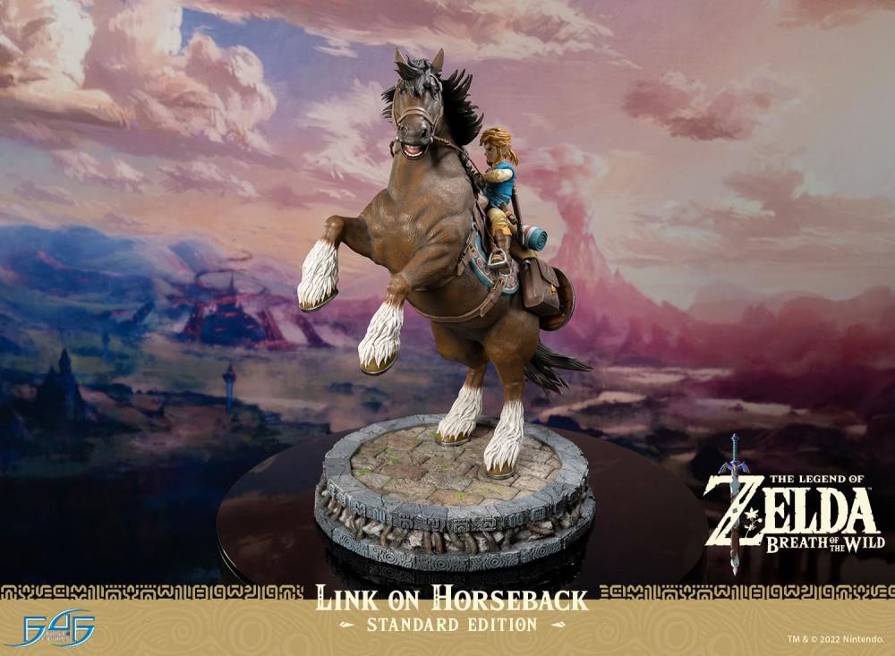 The Legend of Zelda: Breath of the Wild Link on Horseback Statue Gallery Image 5