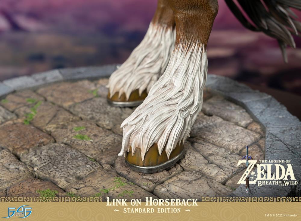 The Legend of Zelda: Breath of the Wild Link on Horseback Statue Gallery Image 23