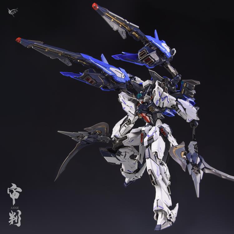Moonlight Judge 1/100 Scale Model Kit Gallery Image 6