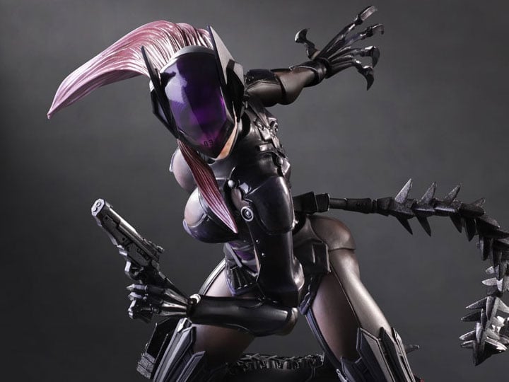 DC Universe Variant Play Arts Kai Catwoman Gallery Image 1