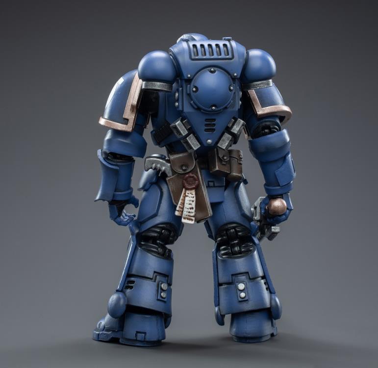 Warhammer 40K Ultramarines Intercessors 1/18 Scale Figure Gallery Image 6