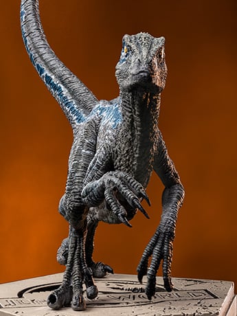 Jurassic World Icons Velociraptor Blue Statue