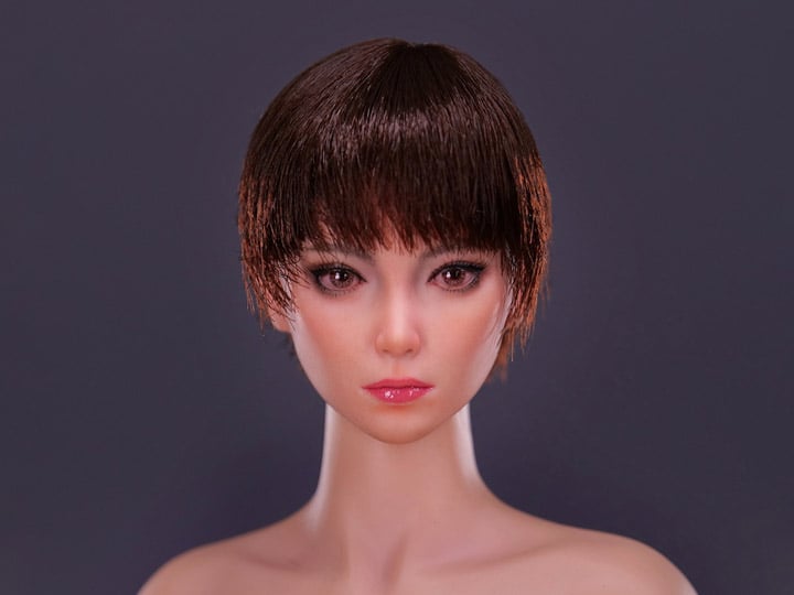 Female Head Sculpt 1/6 Scale Accessory (YMT080B) Gallery Image 1