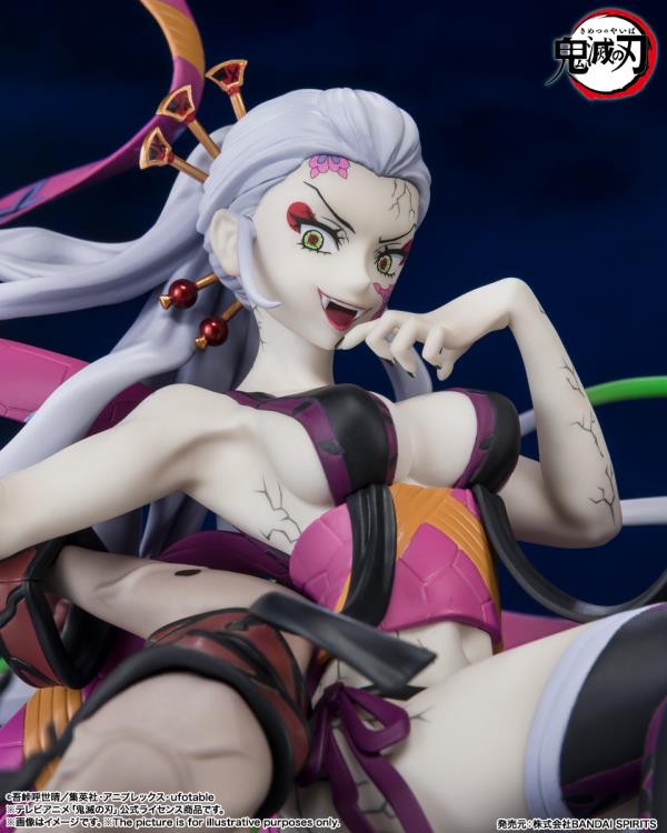 Demon Slayer: Kimetsu no Yaiba FiguartsZERO Daki & Gyutaro Gallery Image 6