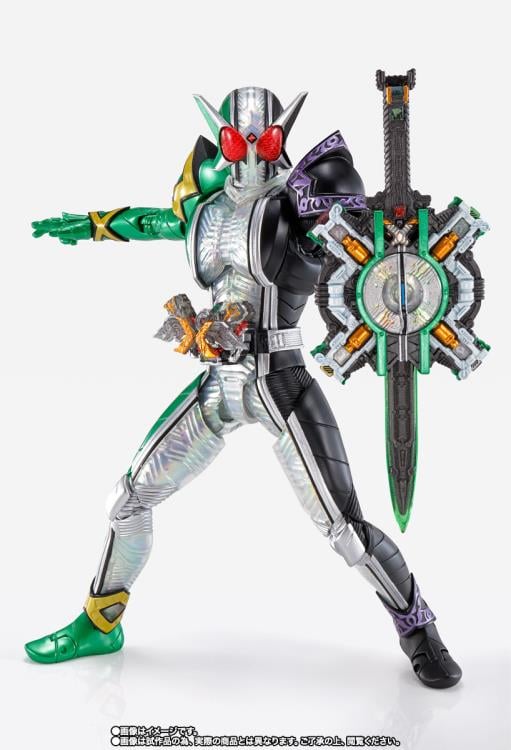 Kamen Rider W S.H.Figuarts -Shinkocchou Seihou- Kamen Rider Double Cyclone Joker Extreme Exclusive Action Figure Gallery Image 3
