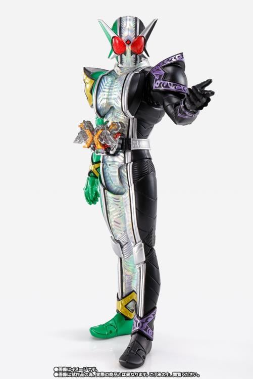 Kamen Rider W S.H.Figuarts -Shinkocchou Seihou- Kamen Rider Double Cyclone Joker Extreme Exclusive Action Figure Gallery Image 4