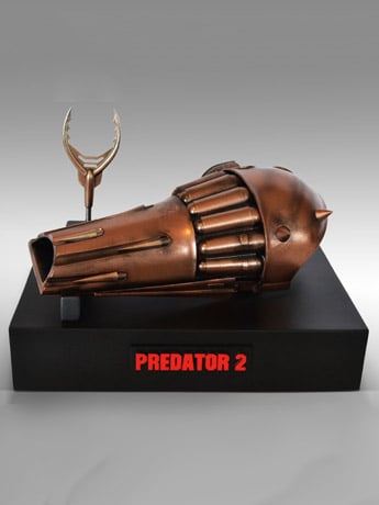 Predator 2 Net Gun and Dart Limited Edition Prop Replica Gallery Image 2