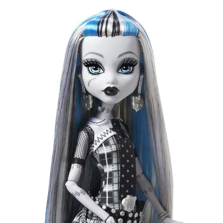 Monster High Reel Drama Frankie Stein Doll Gallery Image 4