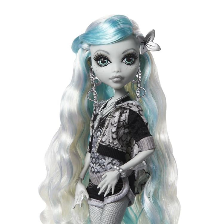 Monster High Reel Drama Lagoona Doll Gallery Image 4