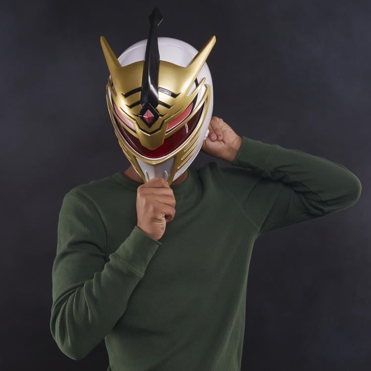 Mighty Morphin Power Rangers Lightning Collection Lord Drakkon 1:1 Scale Wearable Helmet Gallery Image 14