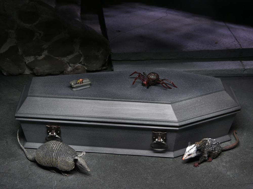 Universal Monsters Dracula Accessory Set Gallery Image 3