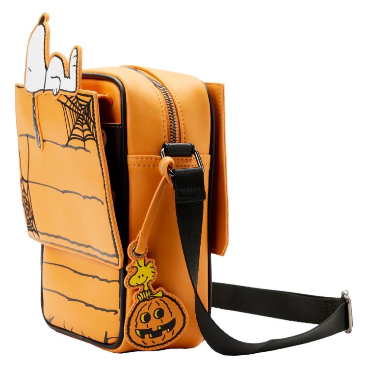 Peanuts Great Pumpkin Snoopy Doghouse Crossbody Bag Gallery Image 3