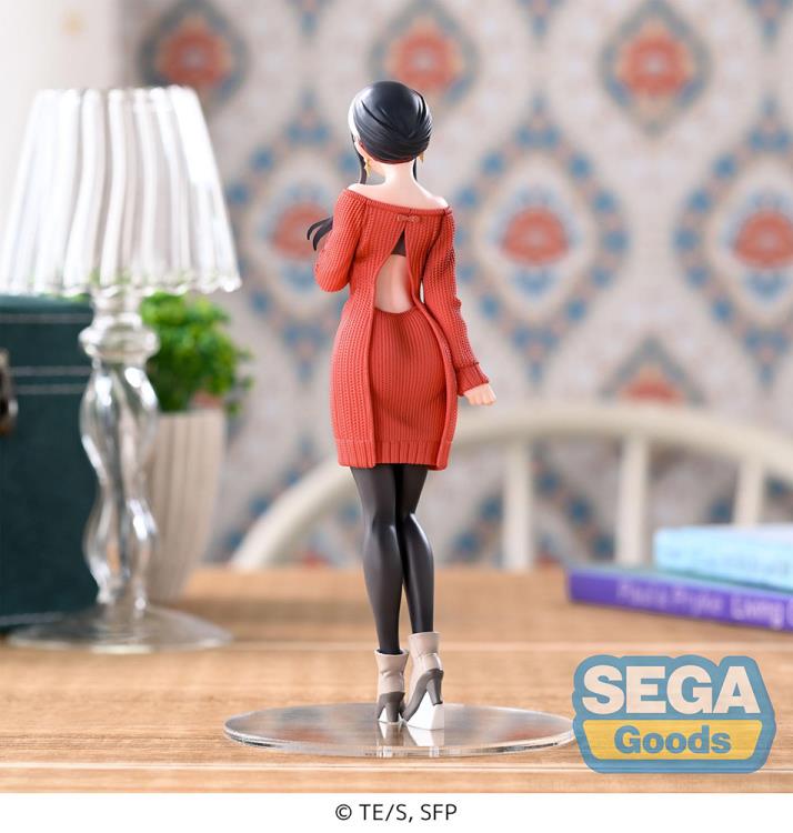 Spy x Family Yor Forger (Plain Clothes) Premium Figure Gallery Image 7